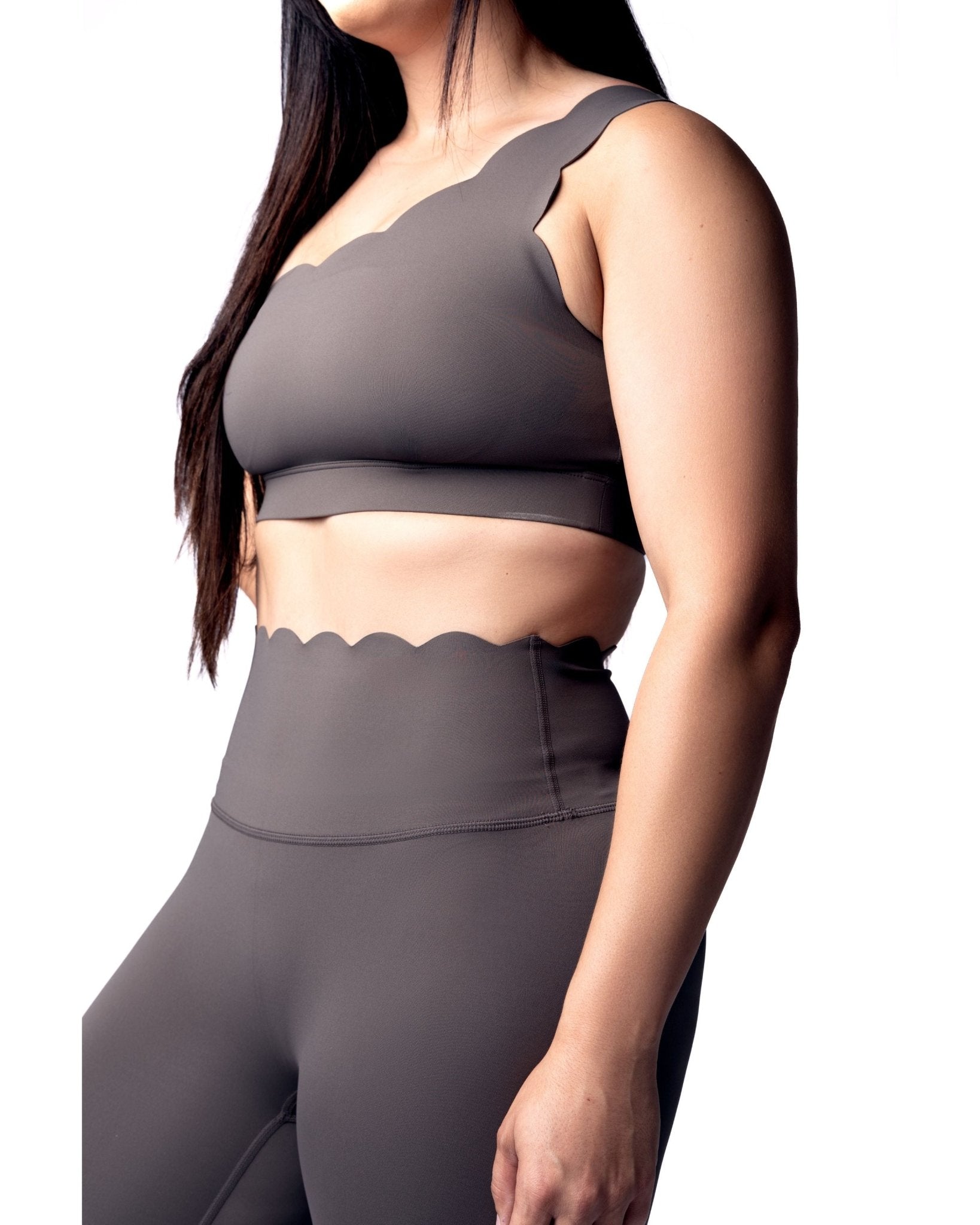 Scallop Sports Bra & Legging Set
